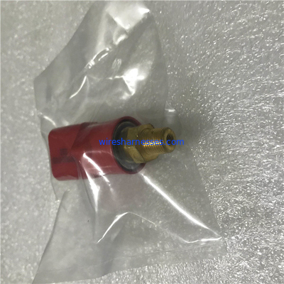 Excavador Sensor del sensor 206-06-61130 de la presión del interruptor de la distribución de PC100-6 KOMATSU