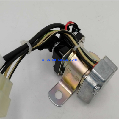 retransmisión automotriz del arrancador de Isuzu Fuse Relay Box 1825530391 de la seguridad 24V