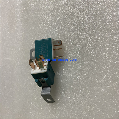 156700-1840 Isuzu Denso Air Conditioning Relay para la maquinaria de construcción